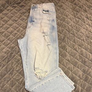 Arizona Distressed Jeans